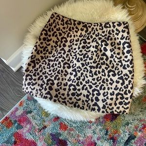 Boutique Cheetah Print Skirt!! Size small! The material is AMAZING 😍